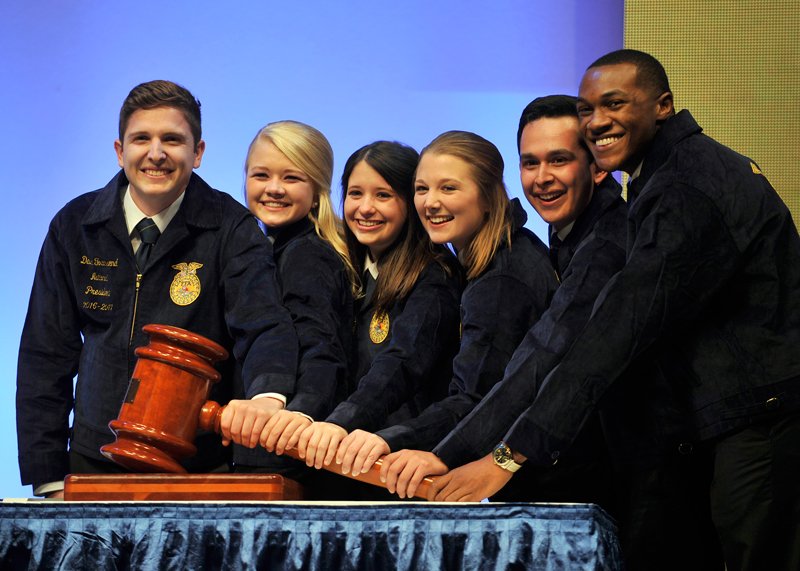 2016-17-national-ffa-officer-team-elected-at-89th-national-ffa